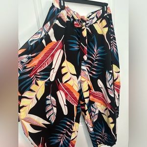XL, flowy tropical pants